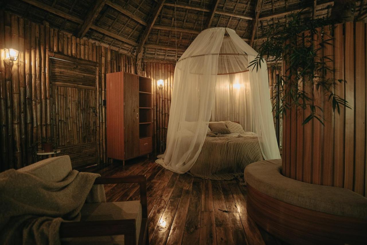 Treehouse De Valentine Villa Balamban Bagian luar foto
