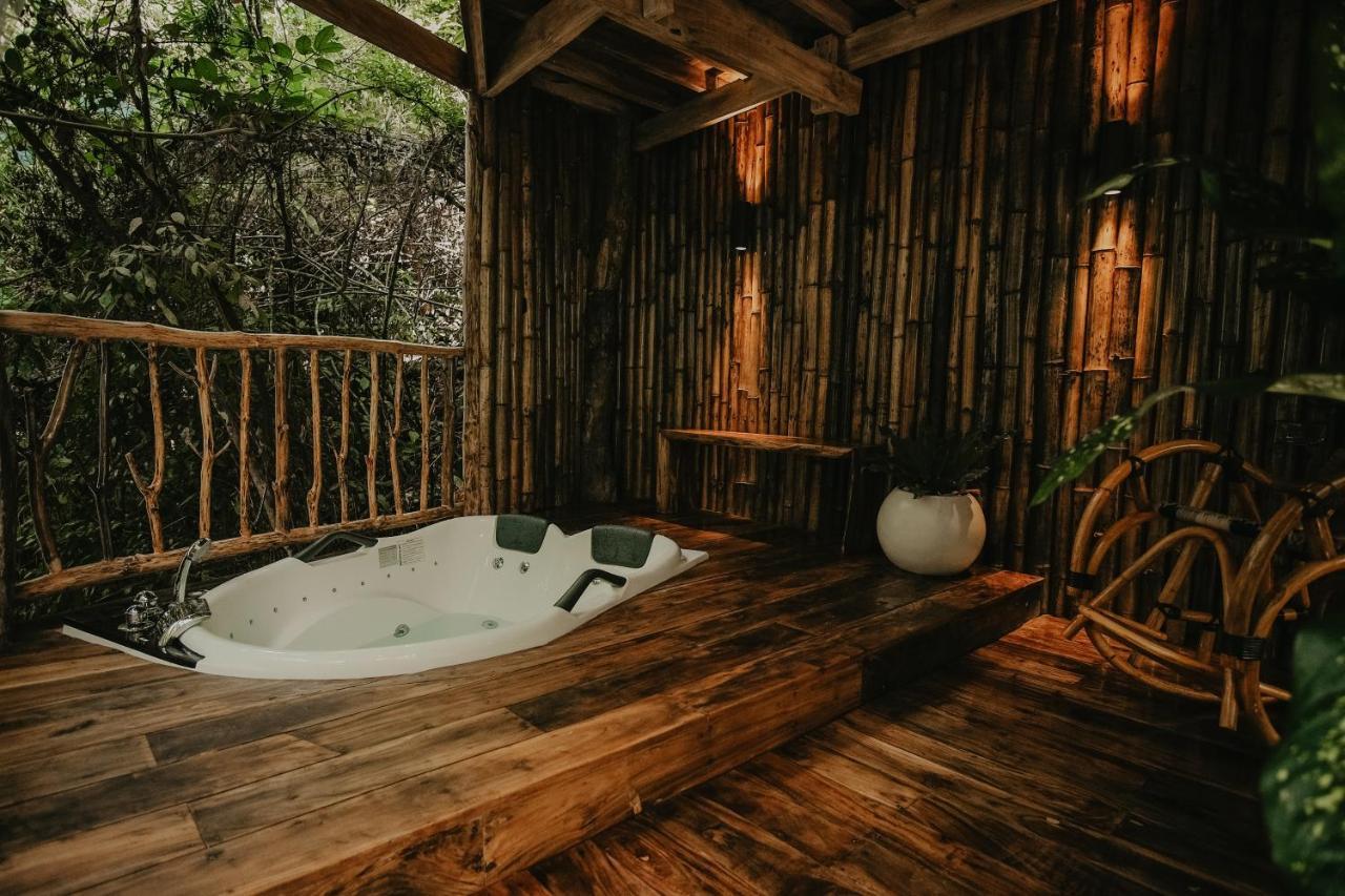 Treehouse De Valentine Villa Balamban Bagian luar foto