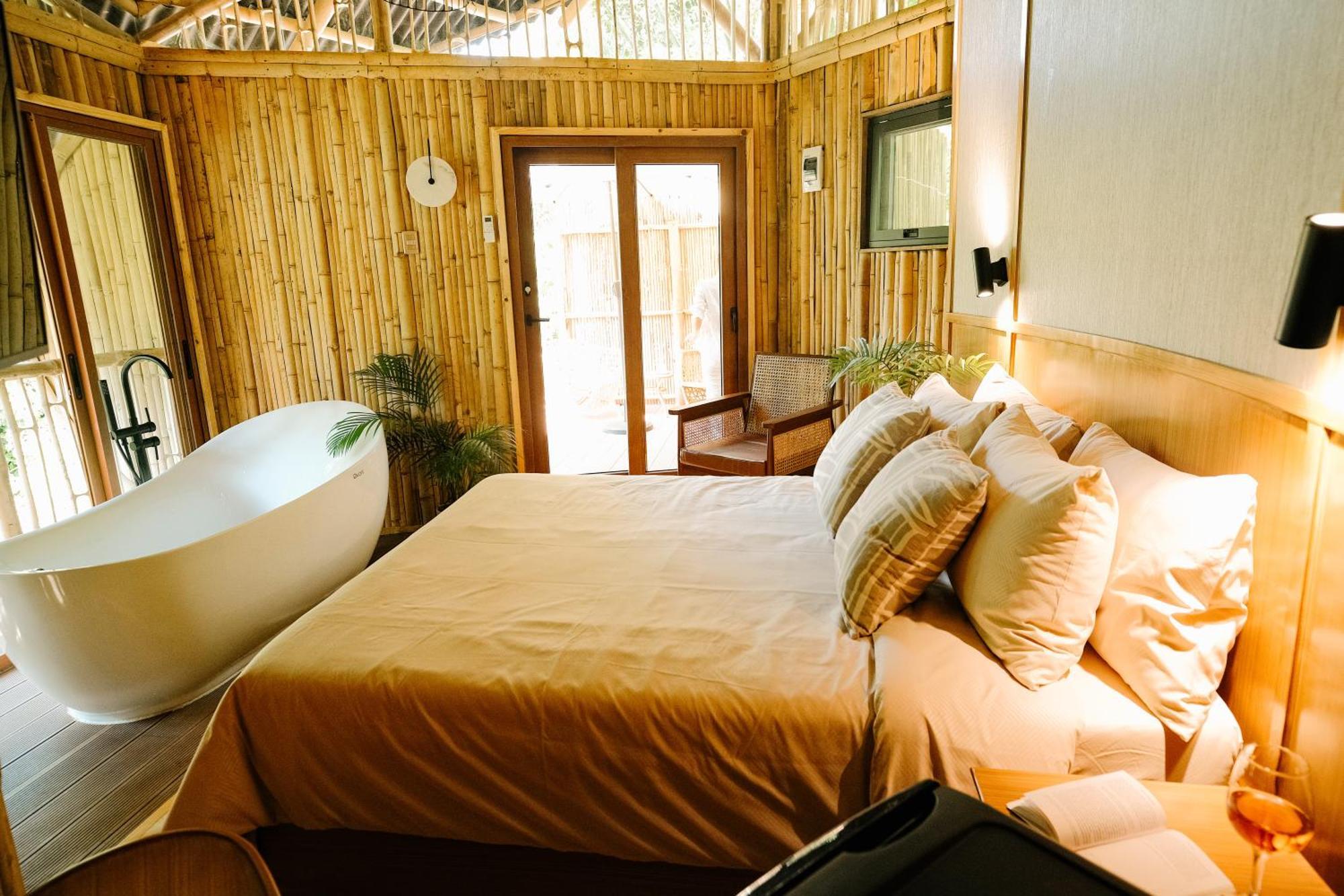 Treehouse De Valentine Villa Balamban Bagian luar foto